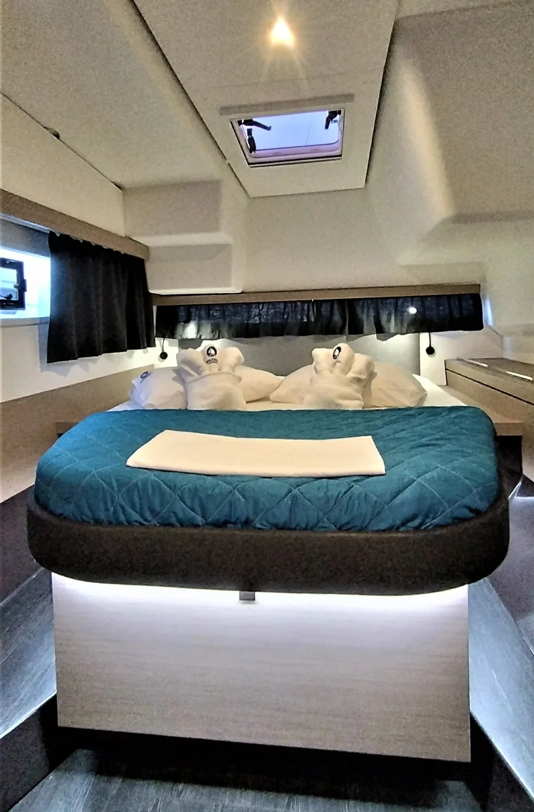 Yacht FOUNTAINE PAJOT Isla 40 - Joy