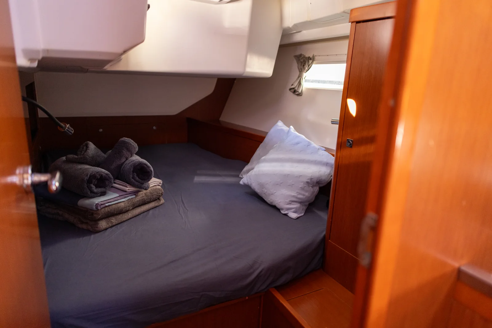 Yacht BENETEAU Oceanis 45 - Avalon