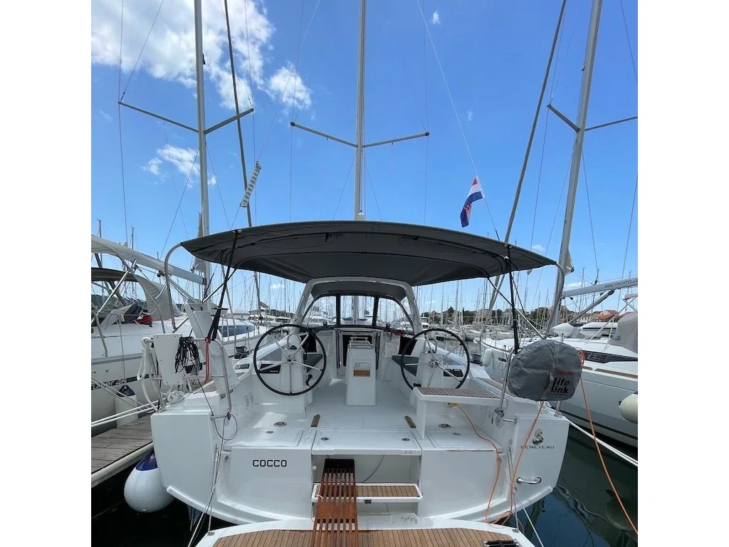 Yacht BENETEAU Oceanis 38.1 - Cocco - Foto 1