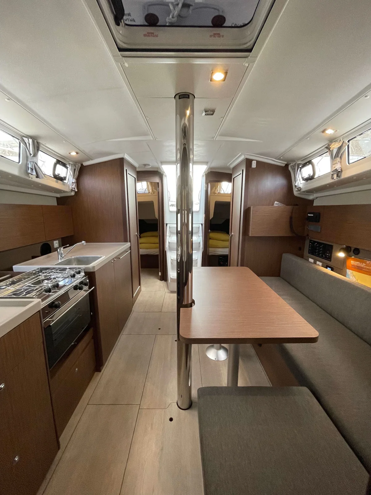 Yacht BENETEAU Oceanis 38.1 - Cocco - Foto 1