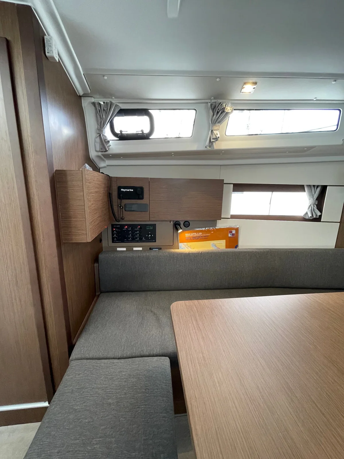 Yacht BENETEAU Oceanis 38.1 - Cocco - Foto 1