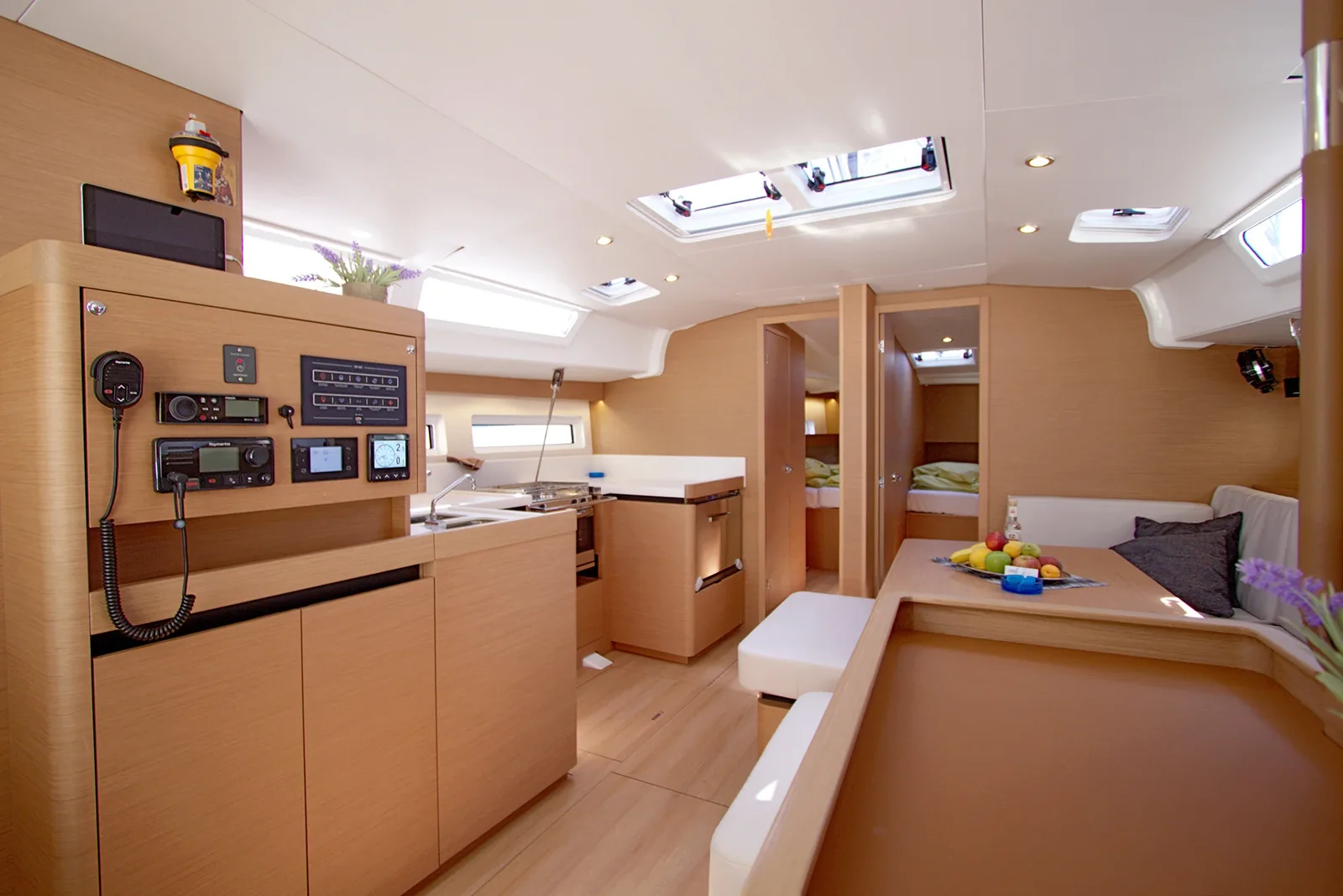 Yacht JEANNEAU Sun Odyssey 490 - Menelaos - Foto 1