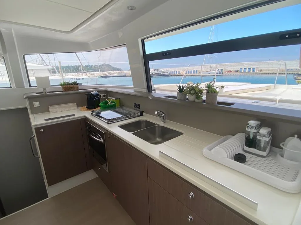 Yacht CATANA Bali 4.3 - Anemos - Foto 1
