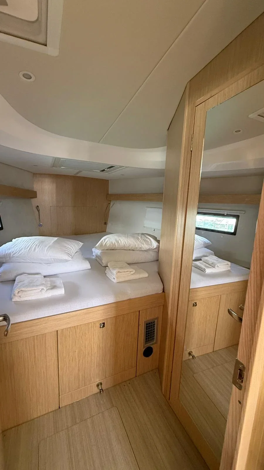 Yacht BAVARIA C42 - Onyx - Foto 1