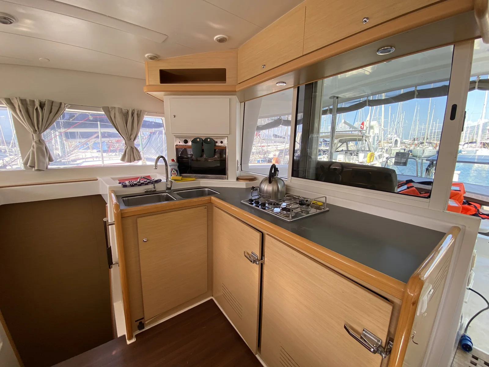 Yacht LAGOON 400 - Winnie - Foto 1