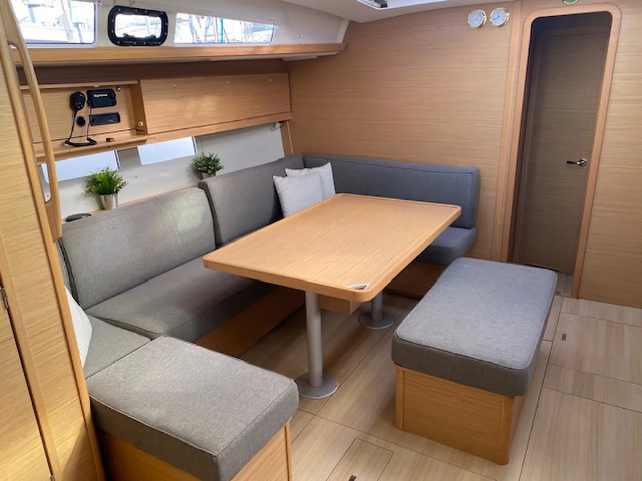 Yacht DUFOUR 460 Grand Large - Ava - Foto 1
