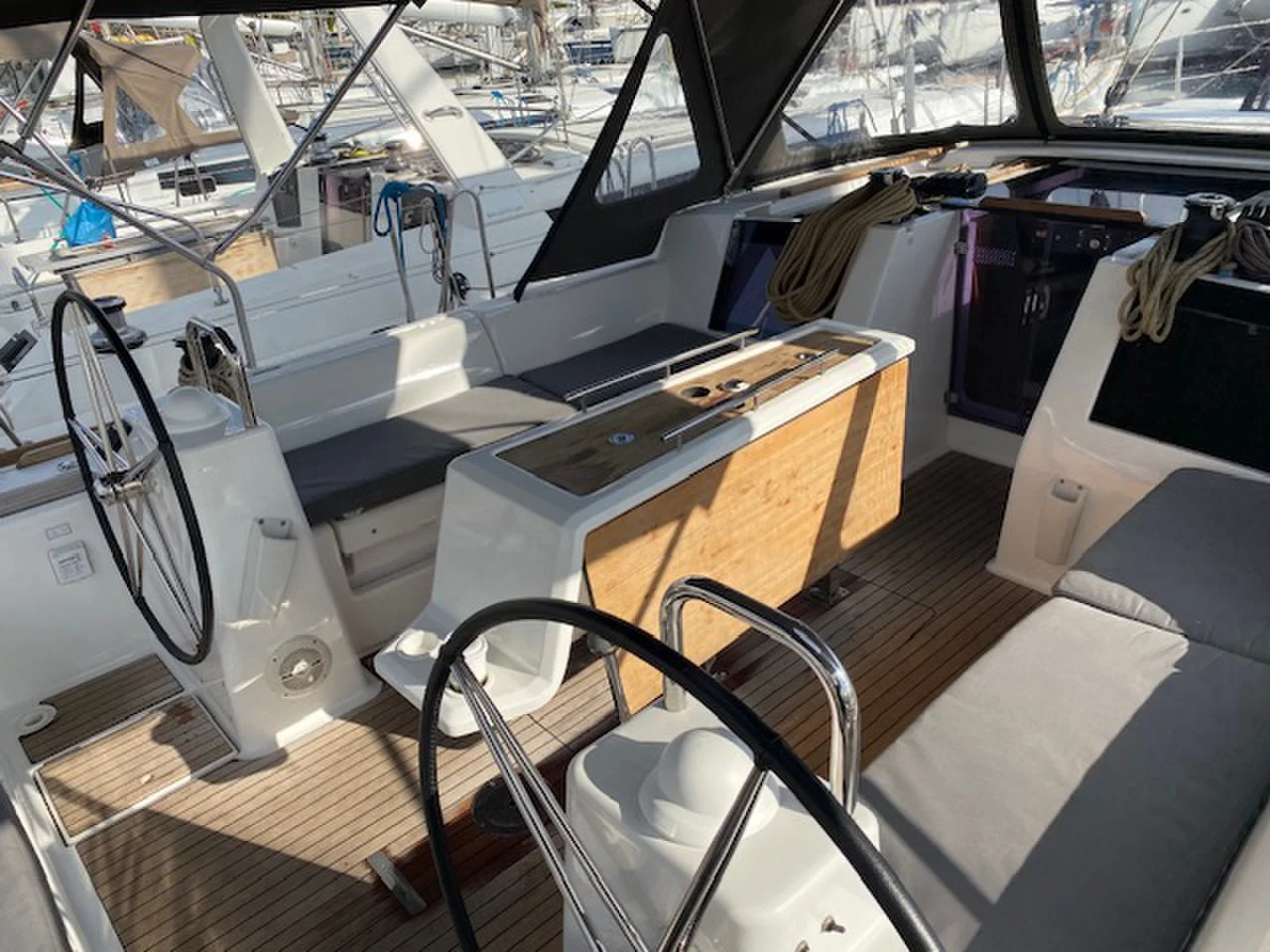 Yacht DUFOUR 460 Grand Large - Ava - Foto 1