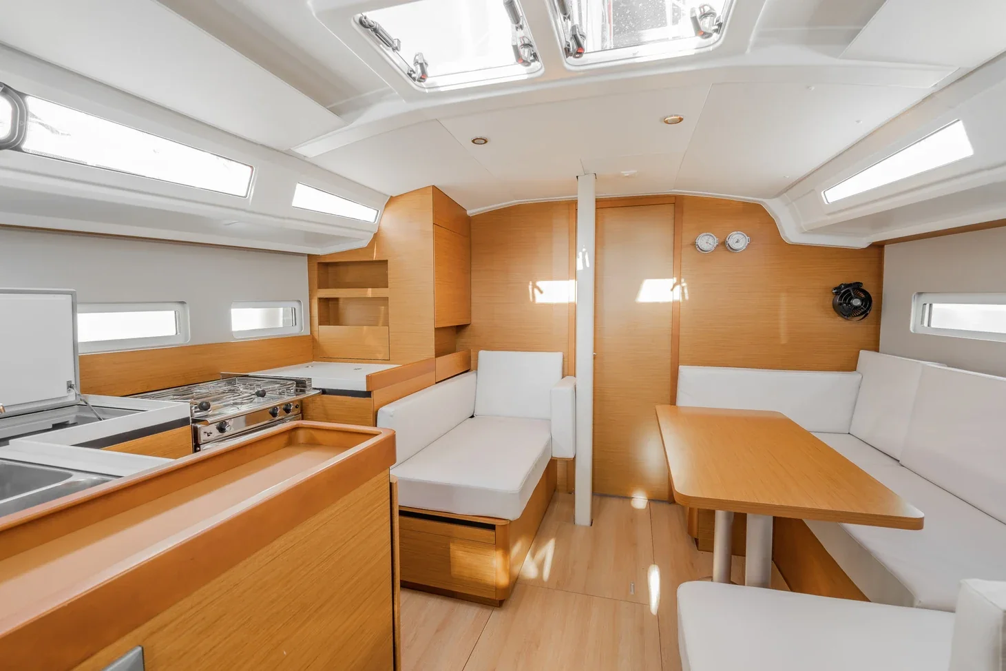 Yacht JEANNEAU Sun Odyssey 410 - High Time - Foto 1
