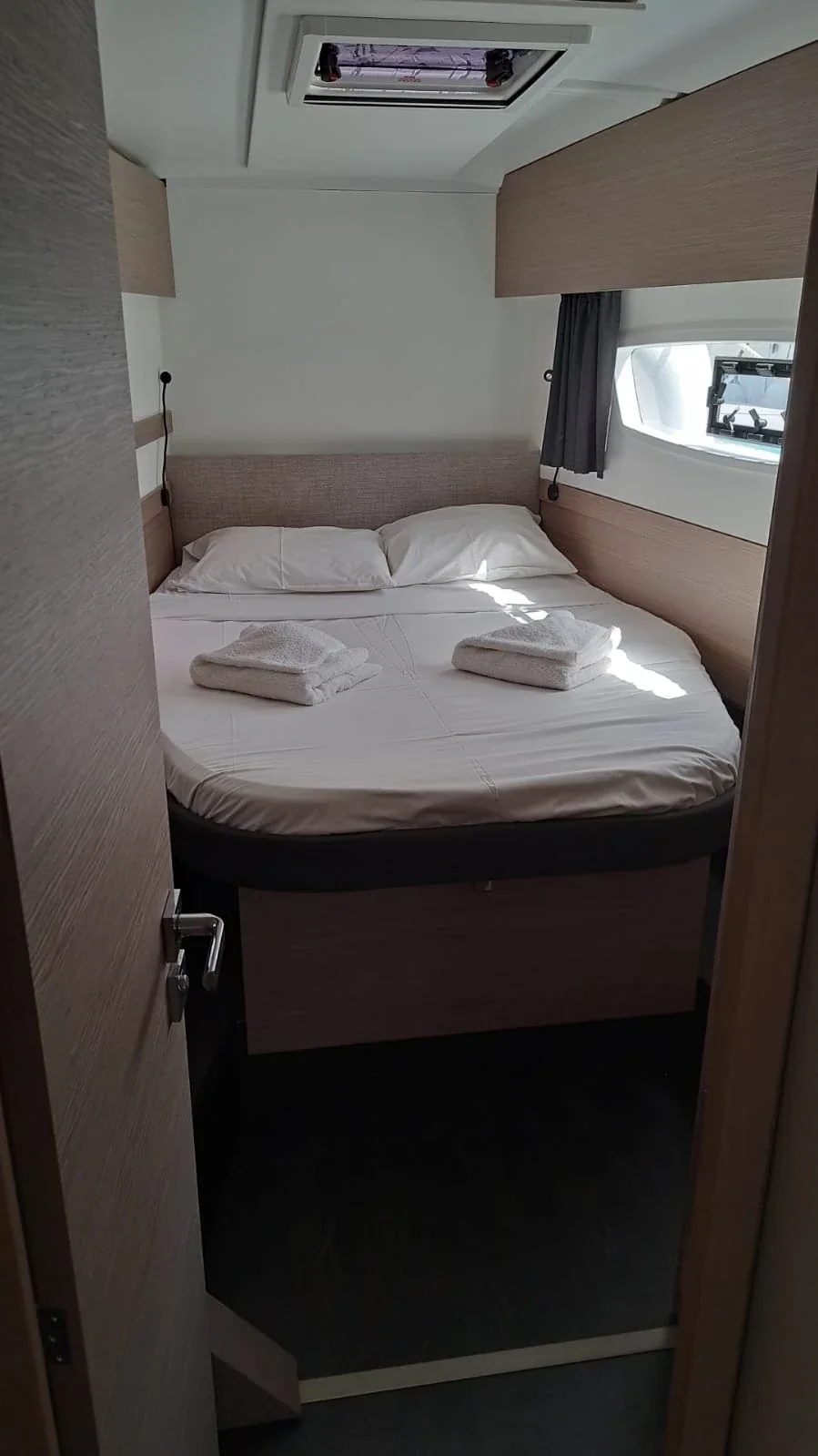 Yacht FOUNTAINE PAJOT Astrea 42 - Marguerite - Foto 1