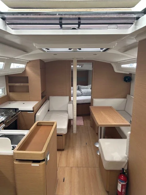 Yacht JEANNEAU Sun Odyssey 410 - Tomeu