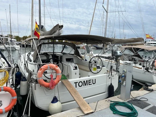 Yacht JEANNEAU Sun Odyssey 410 - Tomeu - Foto 1