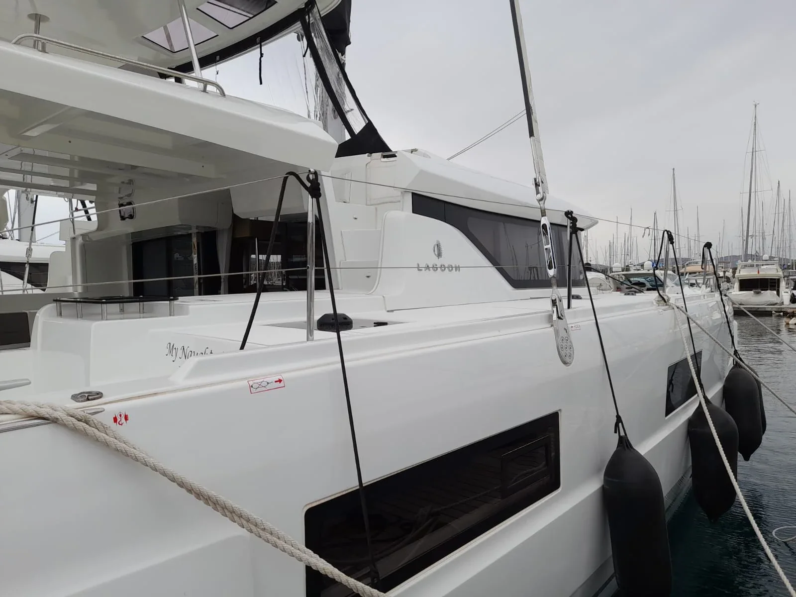 Yacht LAGOON 46 - My Naughty Spirit - Foto 1