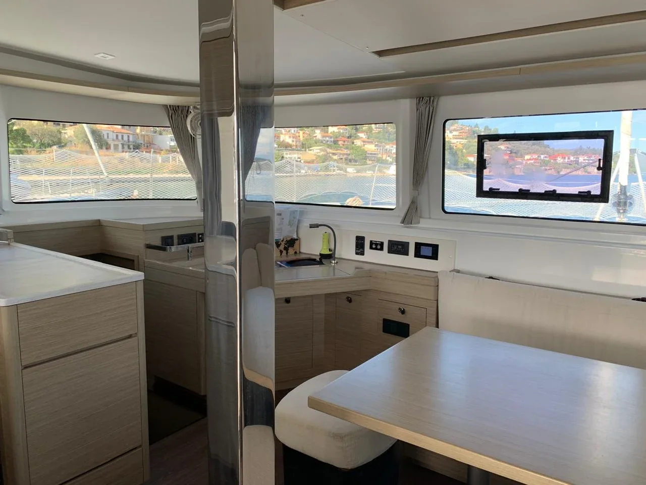 Yacht LAGOON 46 - My Naughty Spirit - Foto 1