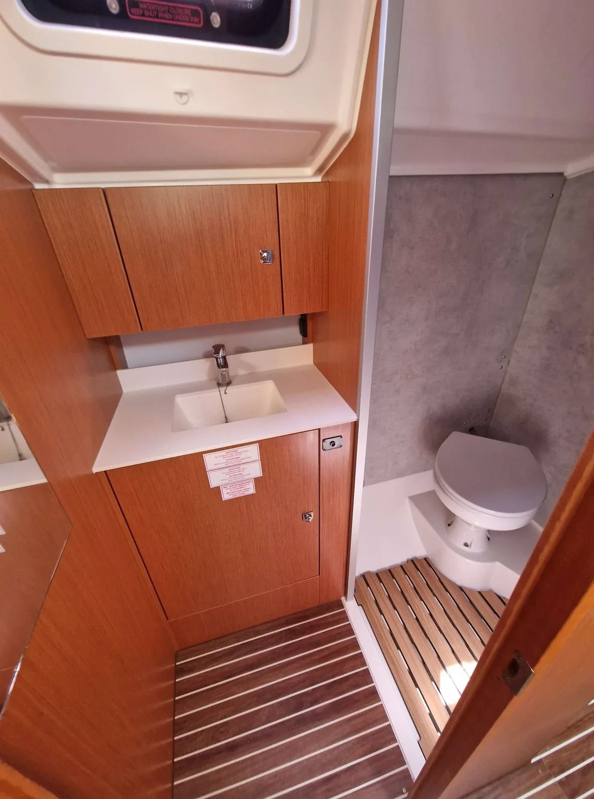 Yacht BAVARIA C42 - Amalia - Foto 1