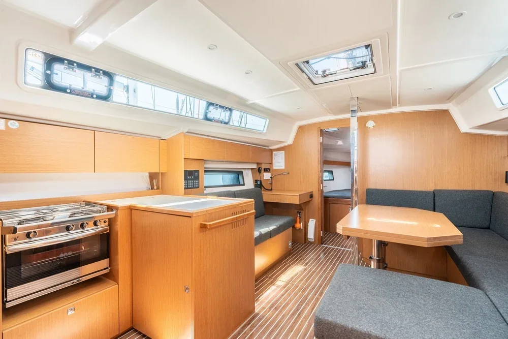 Yacht BAVARIA C42 - Avra - Foto 1