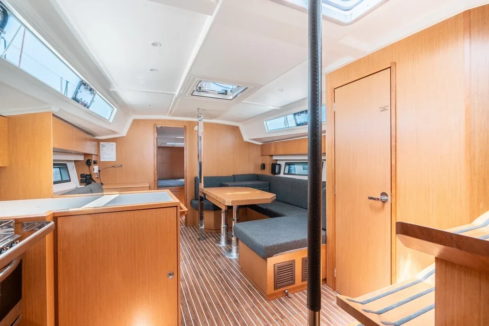 Yacht BAVARIA C42 - Avra - Foto 1