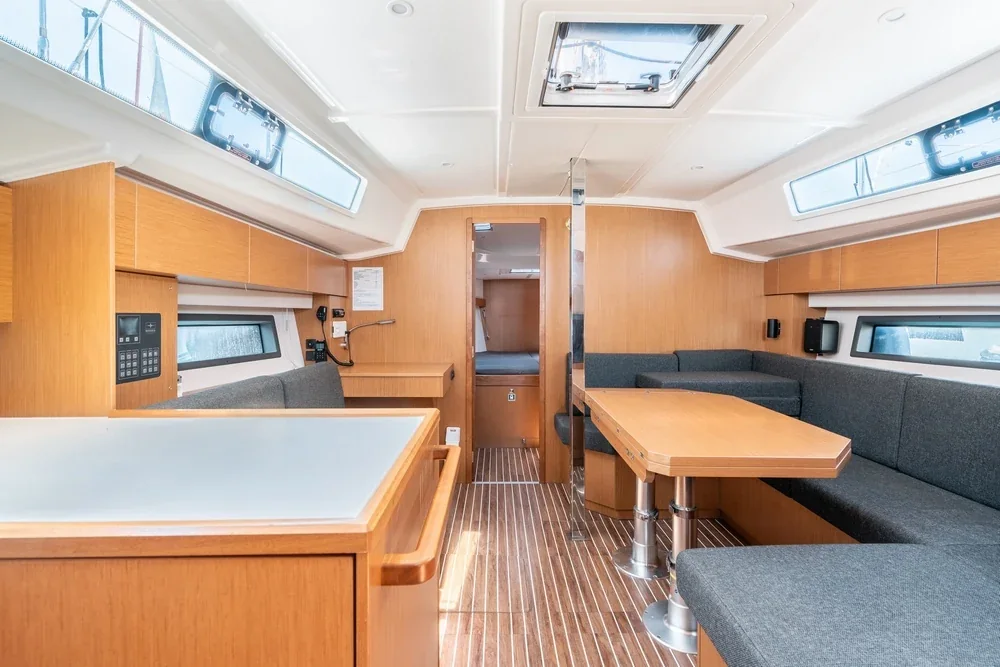 Yacht BAVARIA C42 - Avra - Foto 1