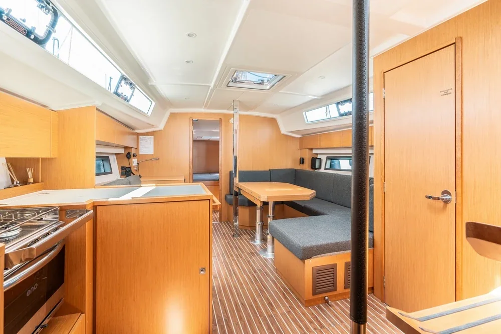 Yacht BAVARIA C42 - Avra - Foto 1