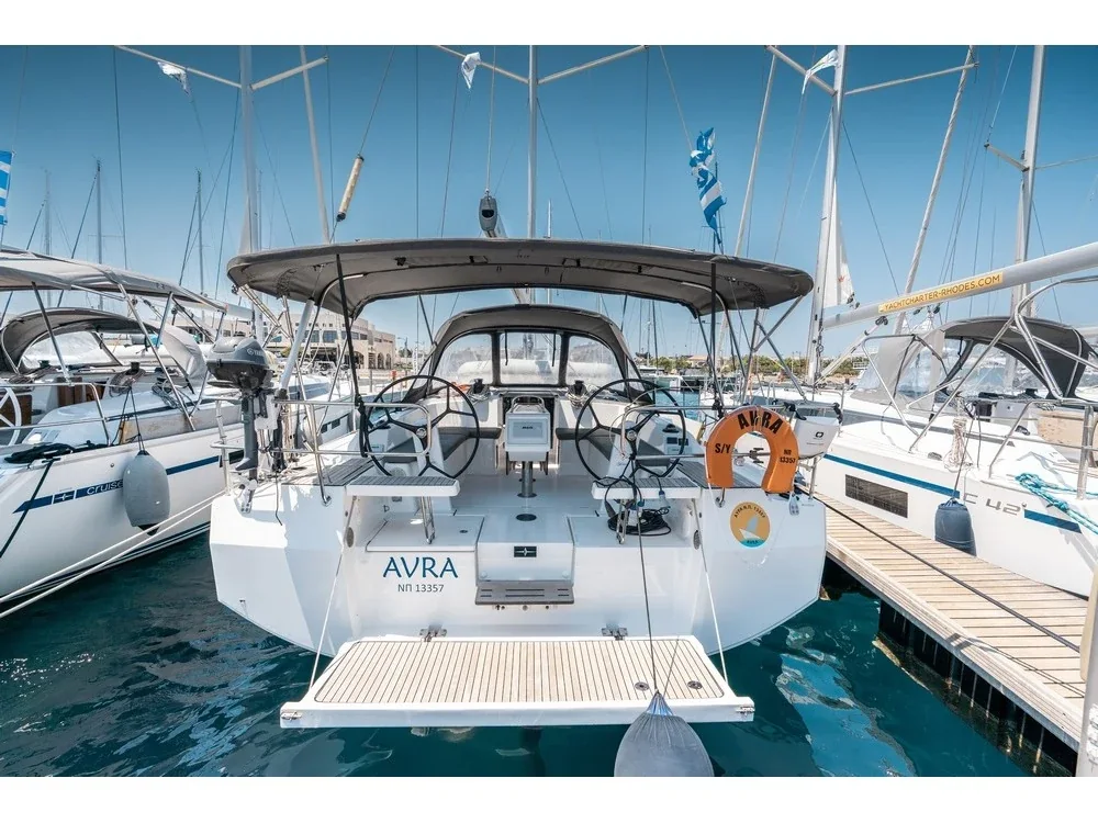 Yacht BAVARIA C42 - Avra - Foto 1