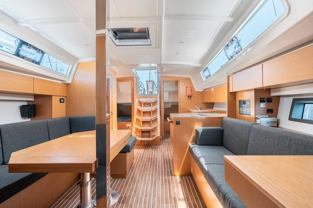 Yacht BAVARIA C42 - Avra - Foto 1