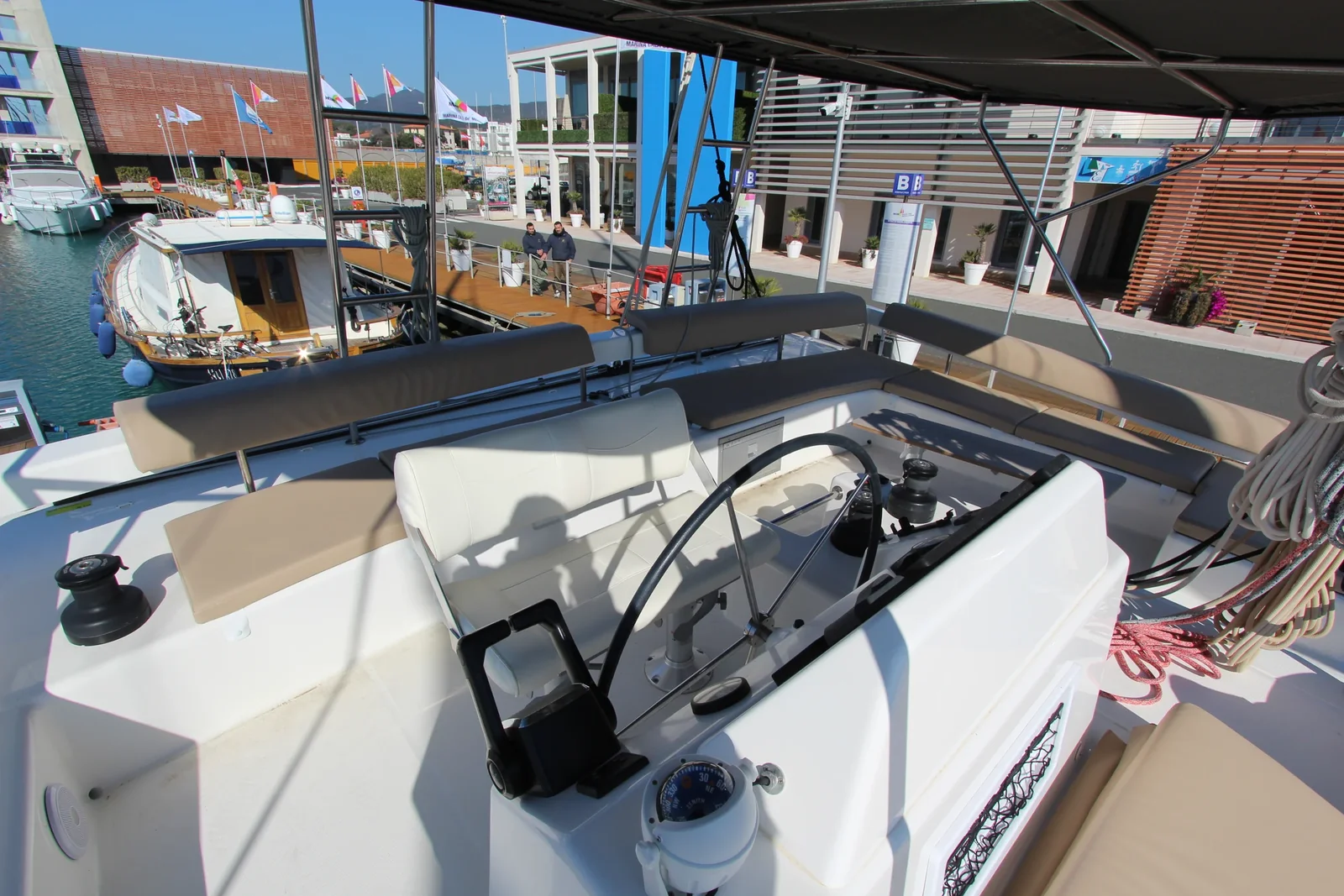 Yacht DUFOUR 48 Catamaran - Amelie - Foto 1