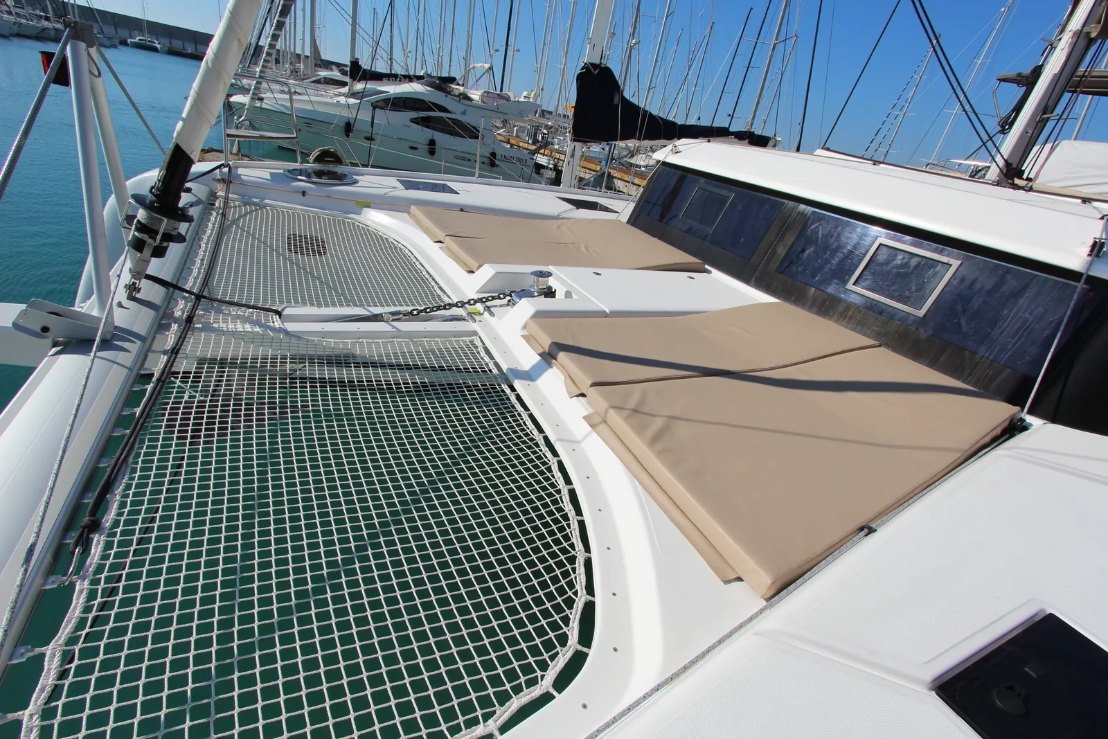 Yacht DUFOUR 48 Catamaran - Amelie - Foto 1