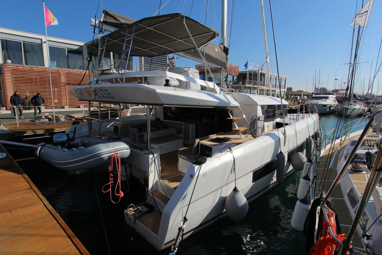 Yacht DUFOUR 48 Catamaran - Amelie - Foto 1