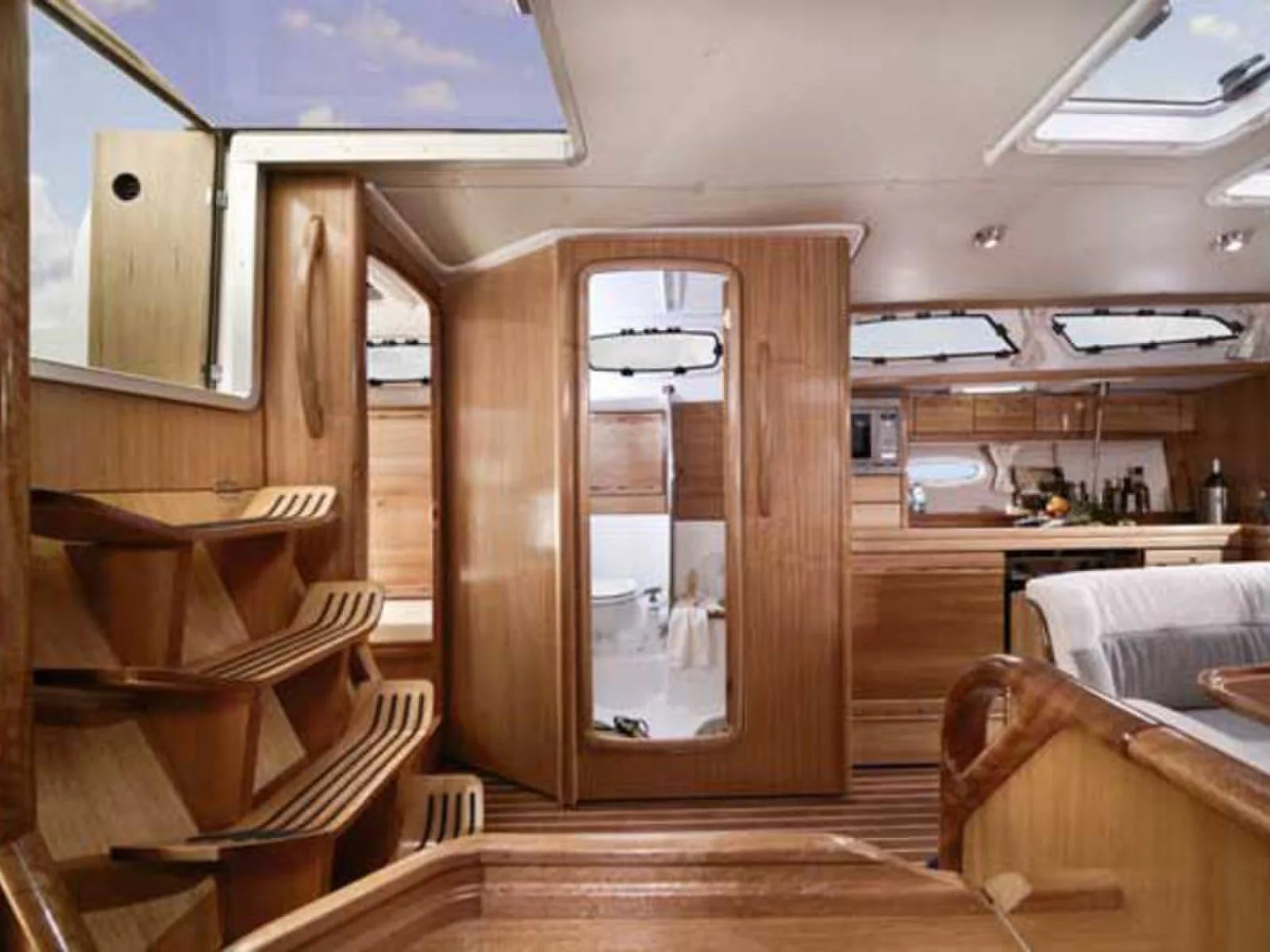 Yacht BAVARIA 40 Cruiser - Luna - Foto 1