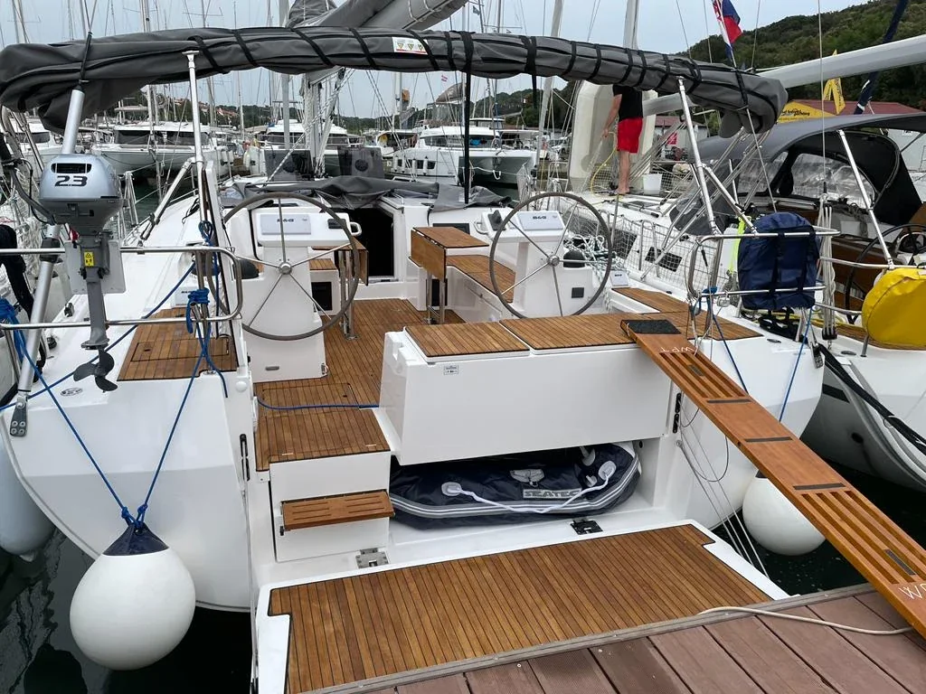 Yacht BAVARIA C45 Style - Libertas - Foto 1
