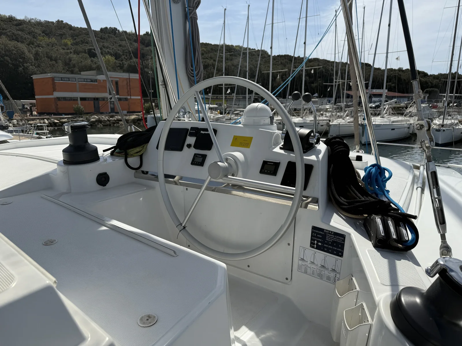 Yacht CATANA Bali 4.2 - La Luna