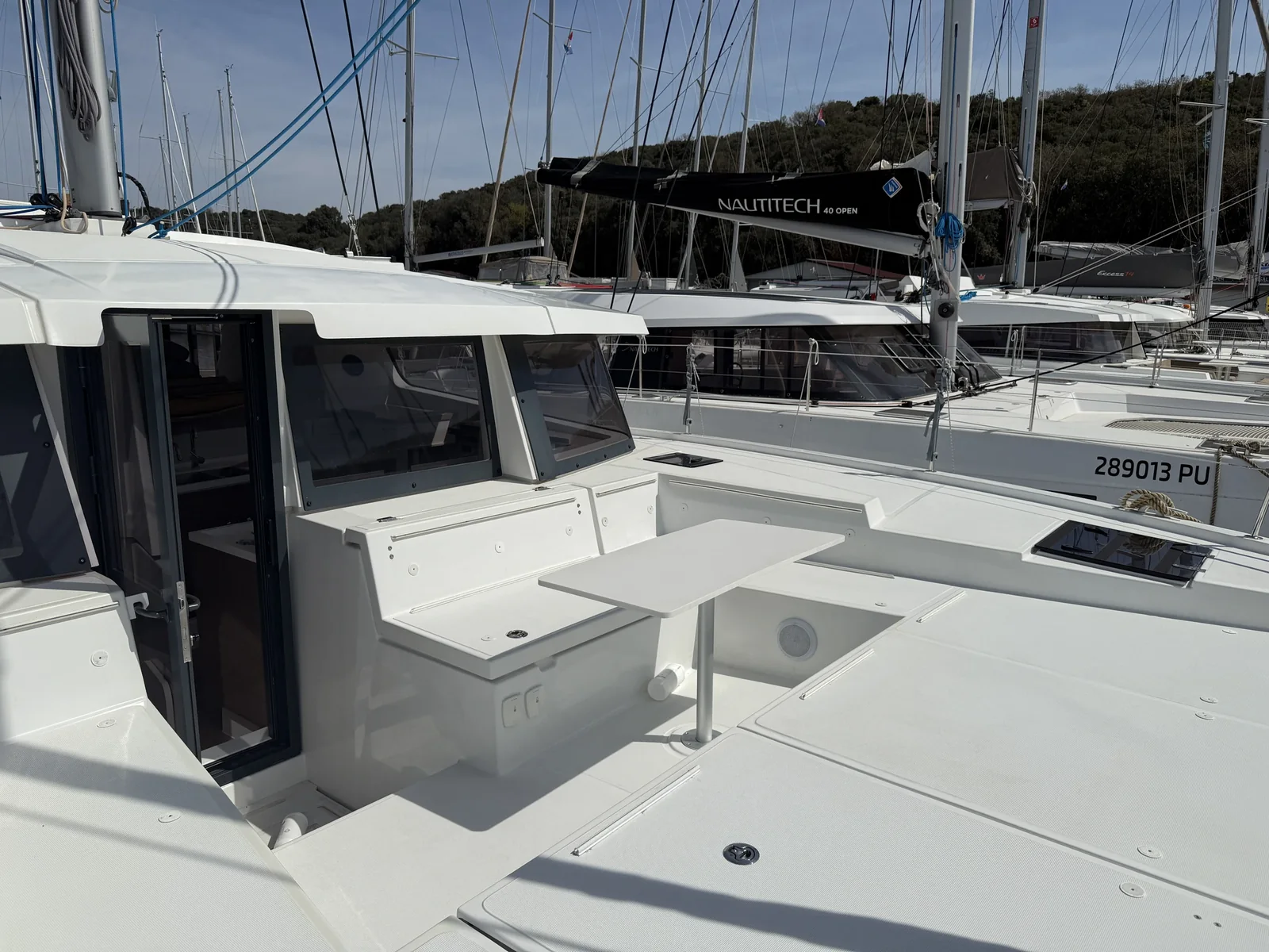 Yacht CATANA Bali 4.2 - La Luna - Foto 1