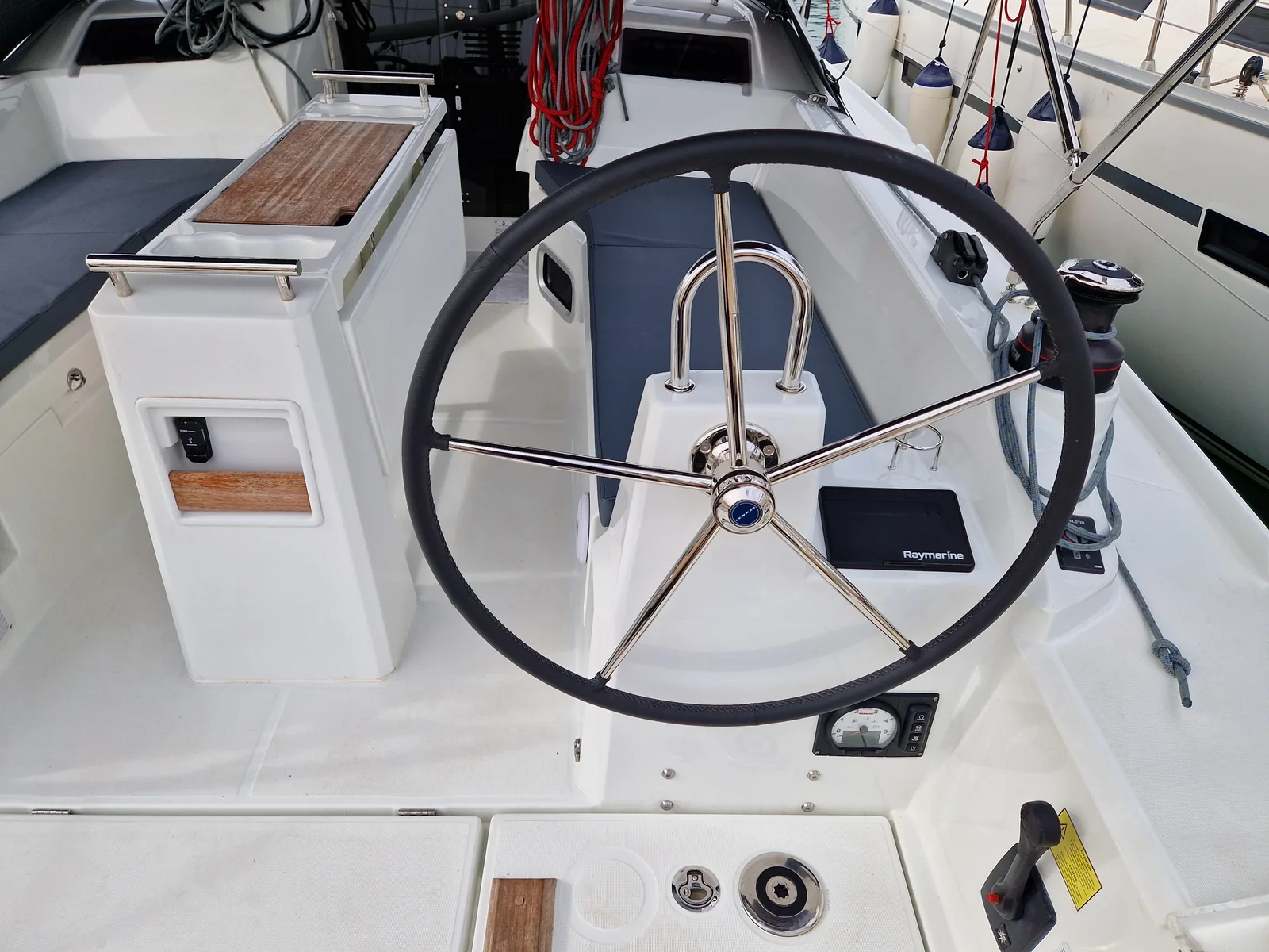Yacht BENETEAU Oceanis 34.1 - Navicela
