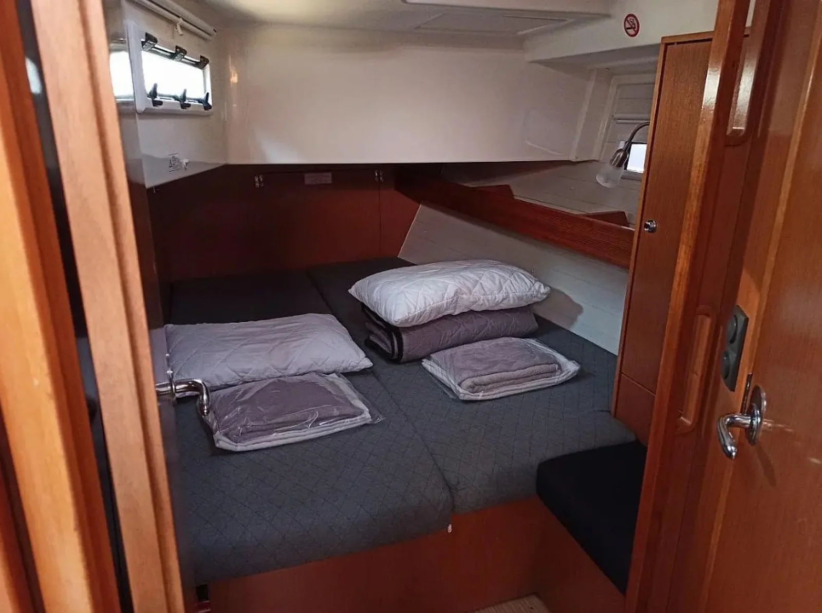 Yacht BAVARIA Cruiser 45 - Saffron
