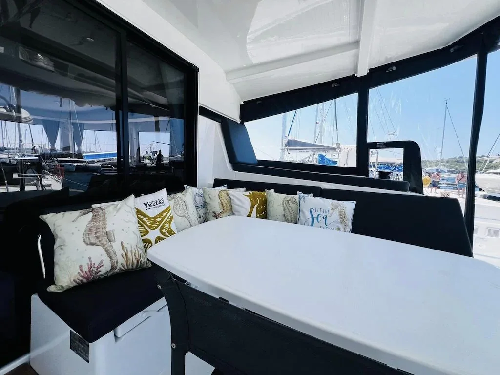 Yacht LAGOON 42 - Banga - Foto 1