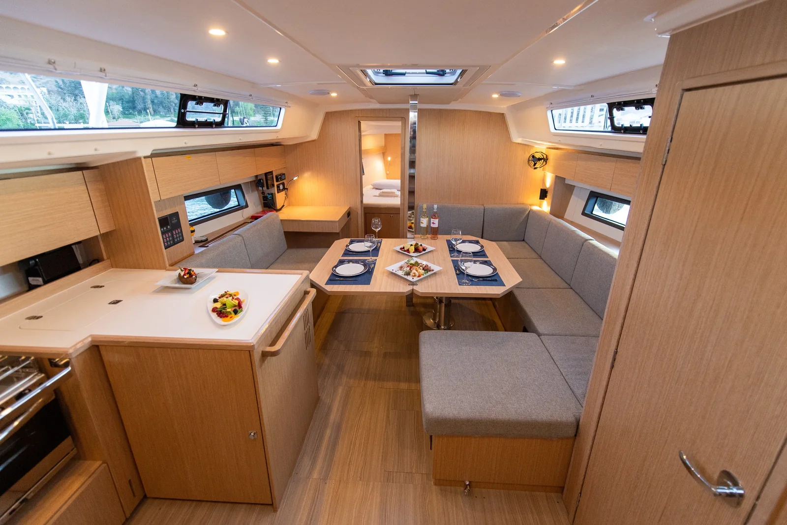 Yacht BAVARIA C42 - Karpouzi - Foto 1