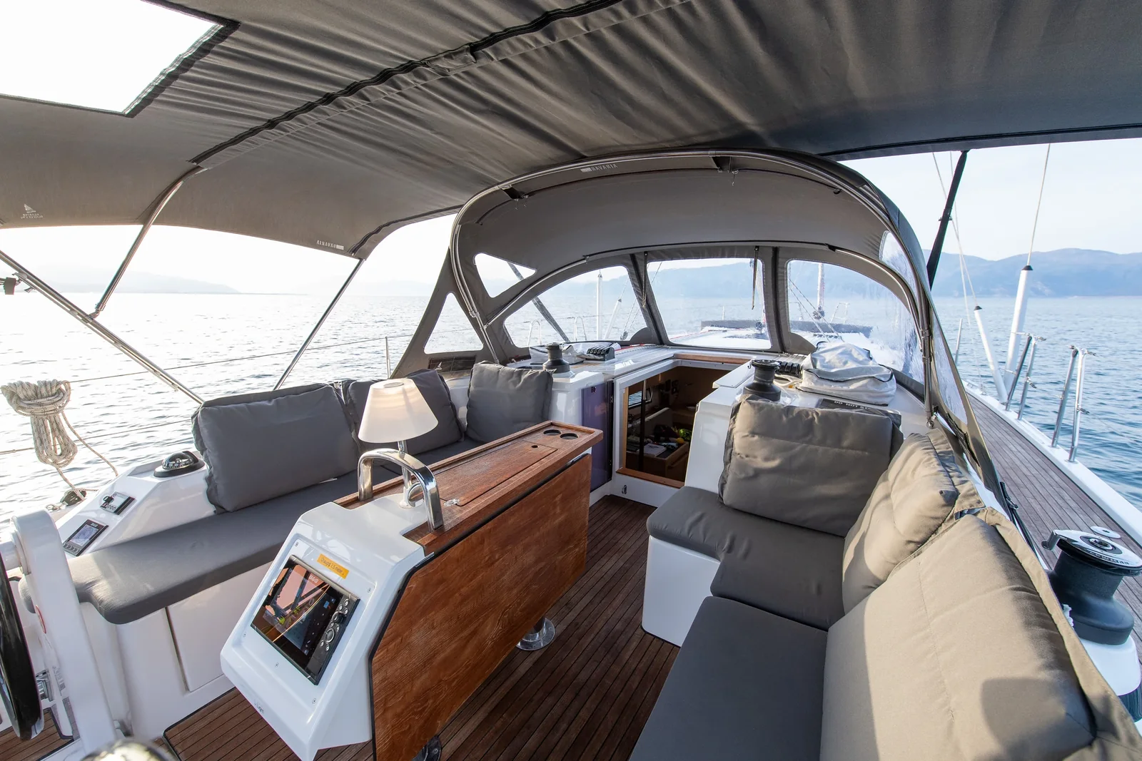 Yacht BAVARIA C42 - Karpouzi - Foto 1