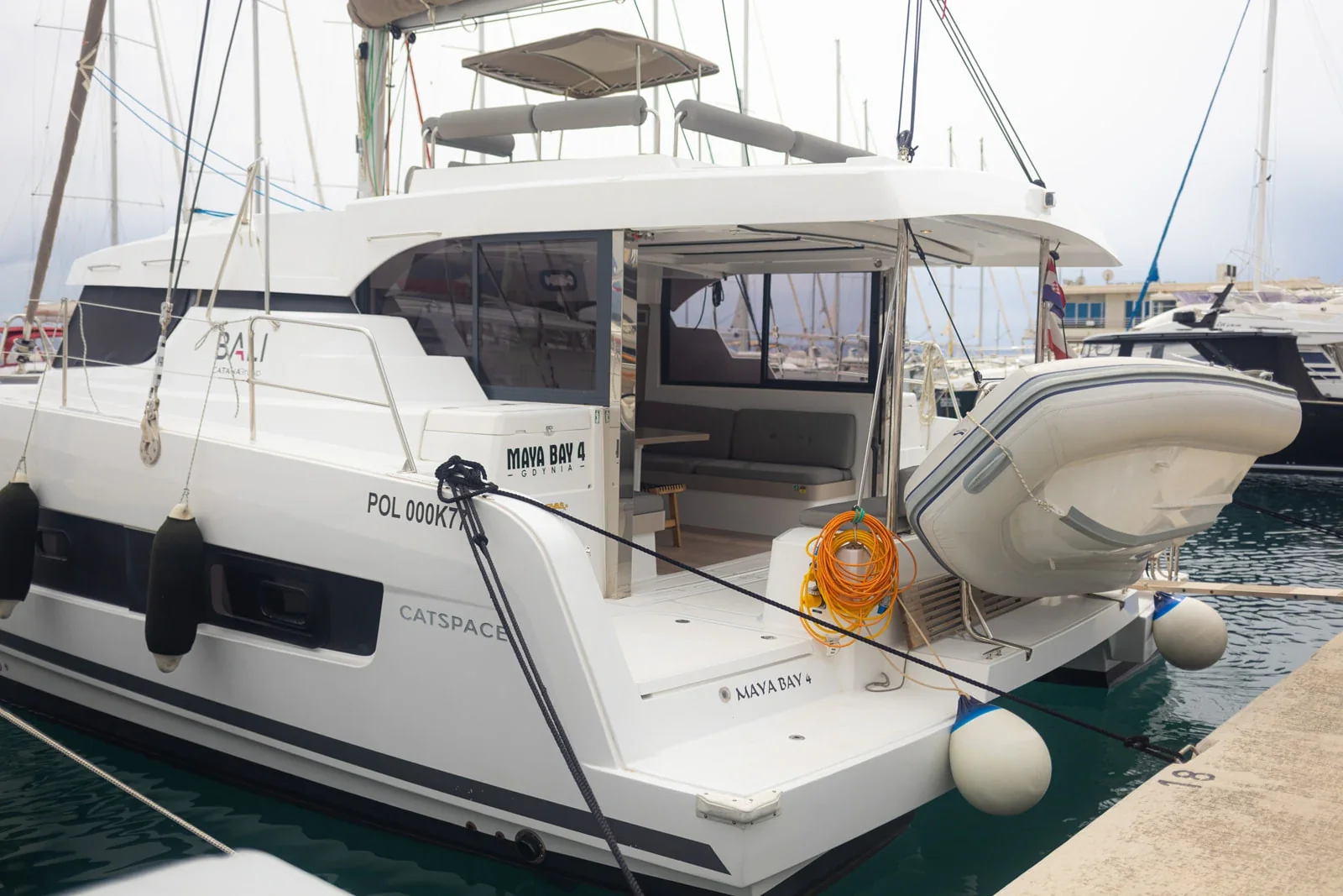 Yacht CATANA Bali Catspace - Maya Bay 4 - Foto 1