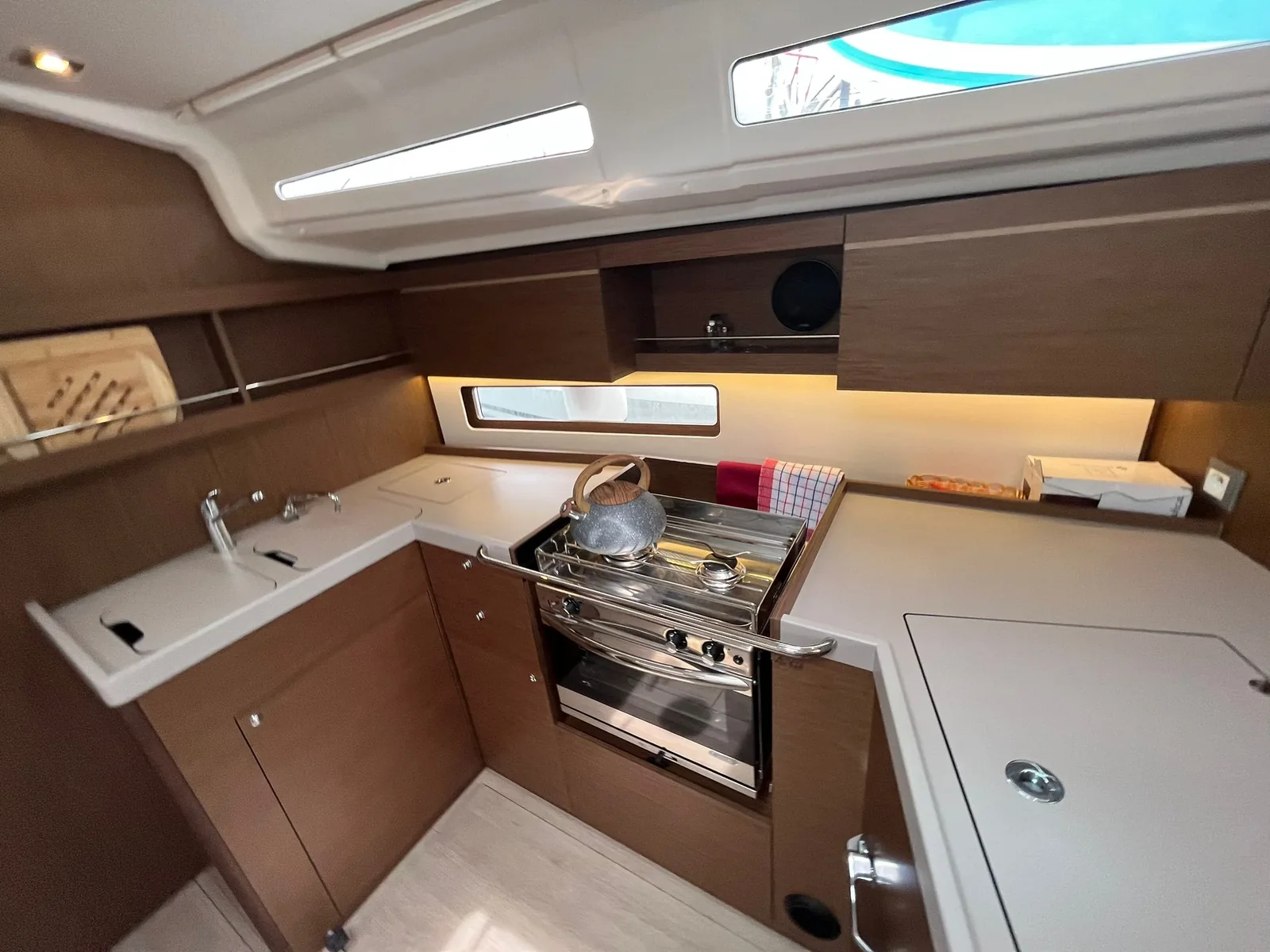 Yacht BENETEAU Oceanis 40.1 - Kobe - Foto 1