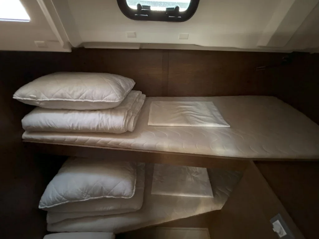 Yacht BENETEAU Oceanis 46.1 - Bumblebee - Foto 18