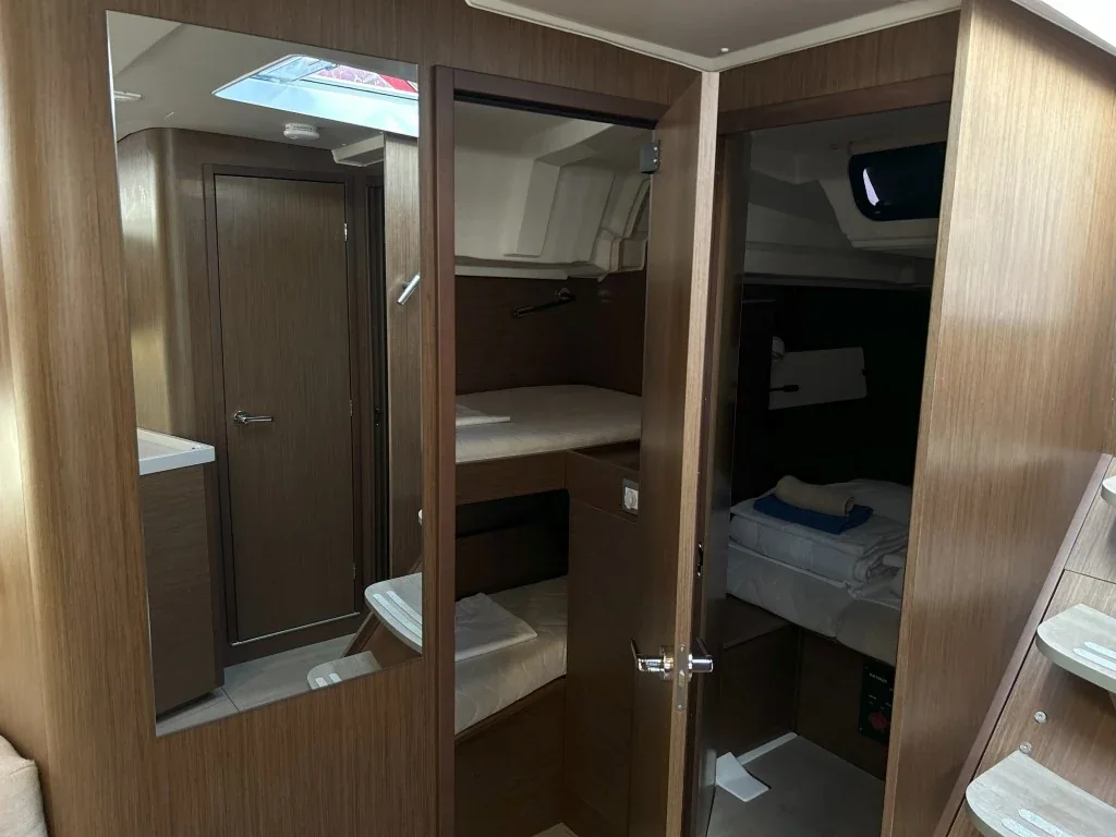 Yacht BENETEAU Oceanis 46.1 - Bumblebee - Foto 19