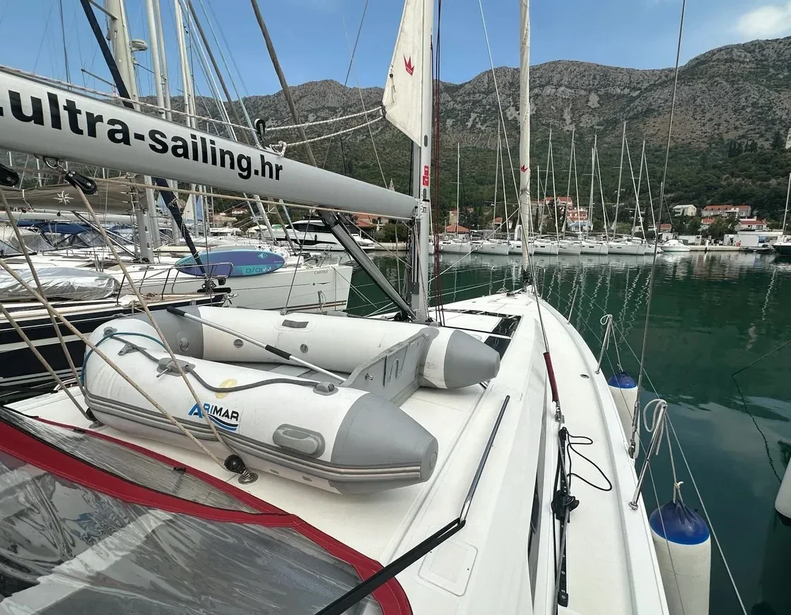 Yacht BENETEAU Oceanis 46.1 - Blue Sky - Foto 1