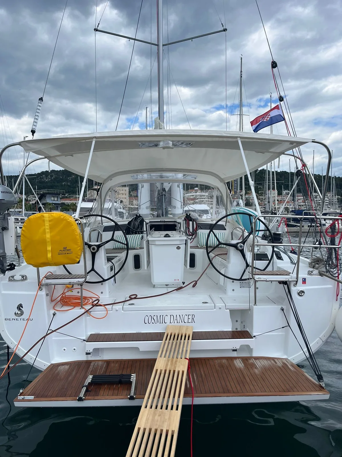 Yacht BENETEAU Oceanis 40.1 - Cosmic Dancer - Foto 1