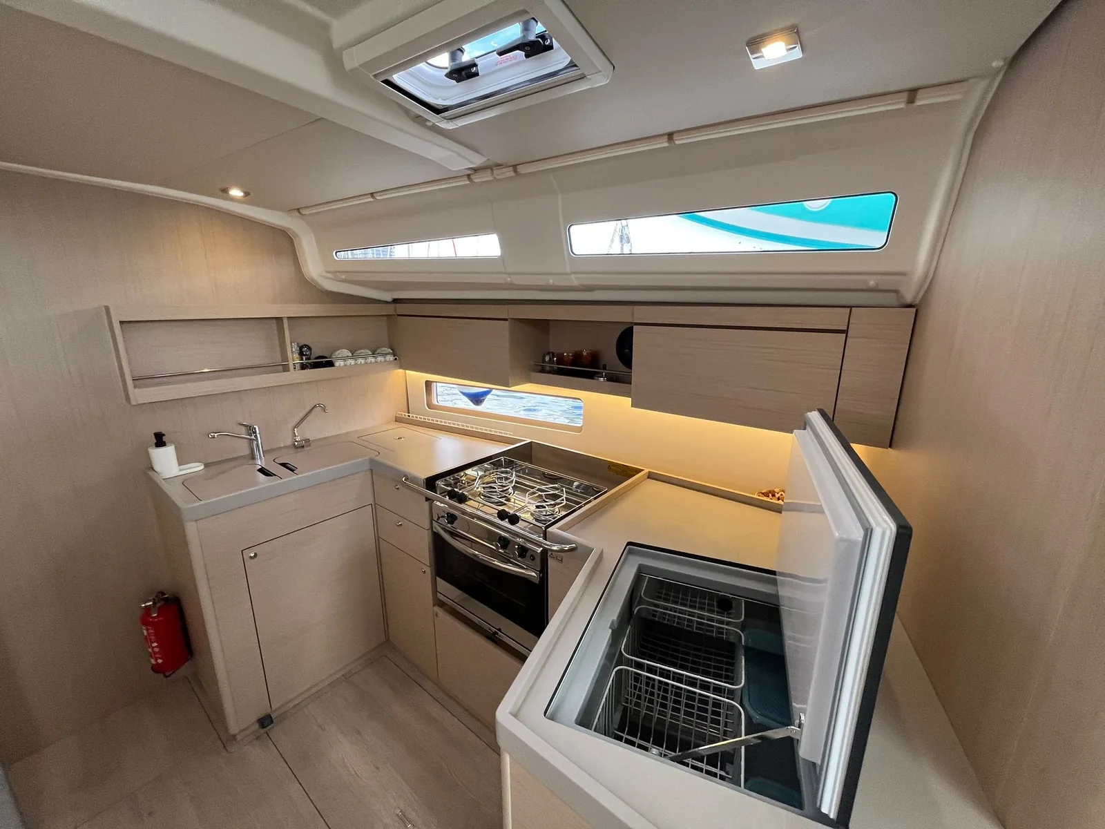 Yacht BENETEAU Oceanis 40.1 - Cosmic Dancer - Foto 1