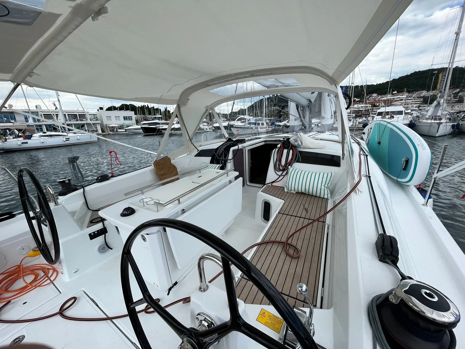 Yacht BENETEAU Oceanis 40.1 - Cosmic Dancer - Foto 1