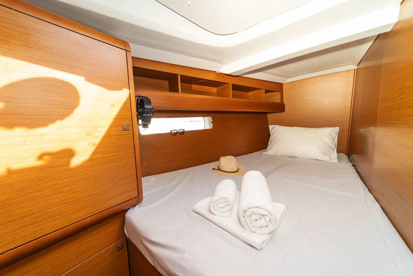 Yacht JEANNEAU Sun Odyssey 479 - Aurelia - Foto 1