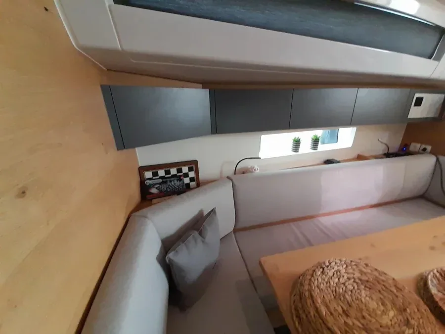 Yacht ELAN Impression 43 - Elena - Foto 1