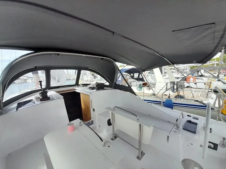 Yacht ELAN Impression 43 - Elena - Foto 1