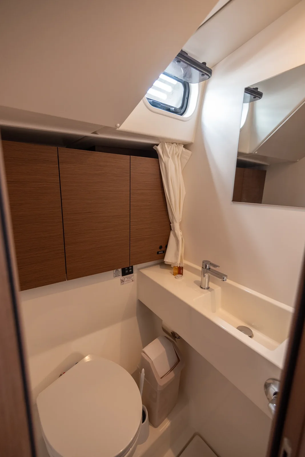 Yacht BENETEAU Oceanis 54 - Spring Song - Foto 1