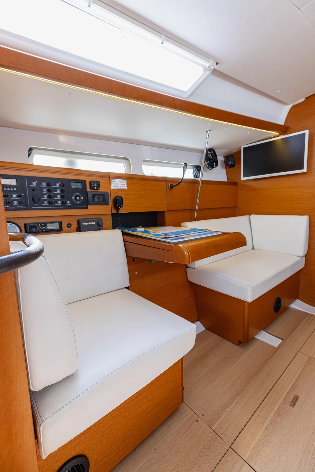 Yacht JEANNEAU Sun Odyssey 449 - Ventus - Foto 1