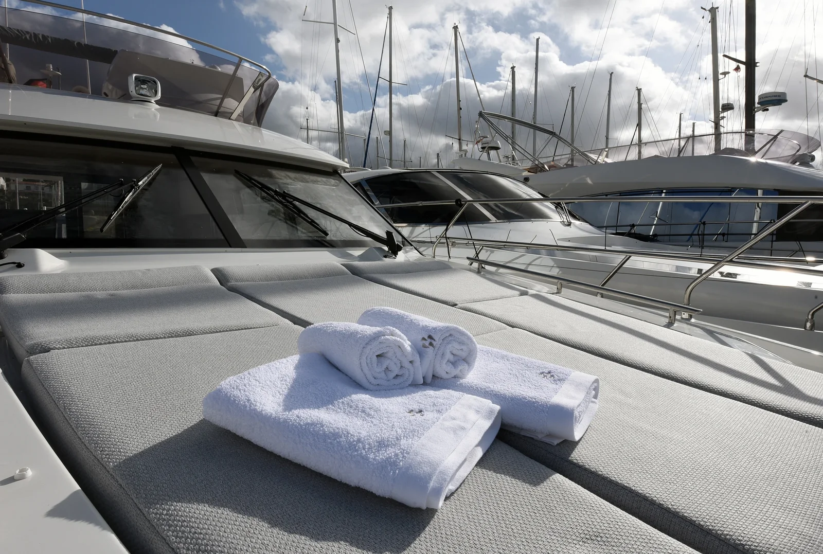 Yacht JEANNEAU Prestige 42 Fly - My Love II - Foto 1